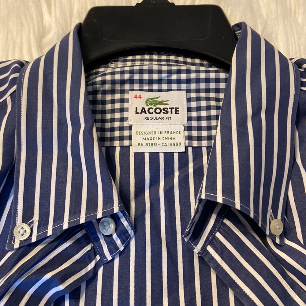 Lacoste Man Shirt size 44 never been worn bust 46” shirt long 30” - Picture 9 of 10